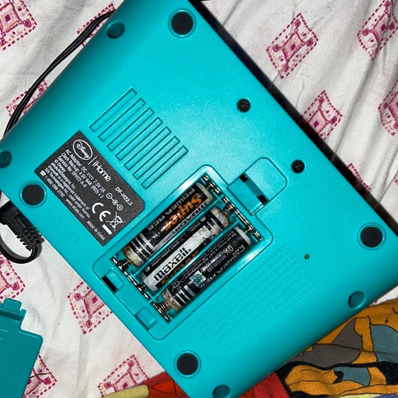 Phineas And Ferb Perry the Platypus Ihome clock - Picture 8 of 8